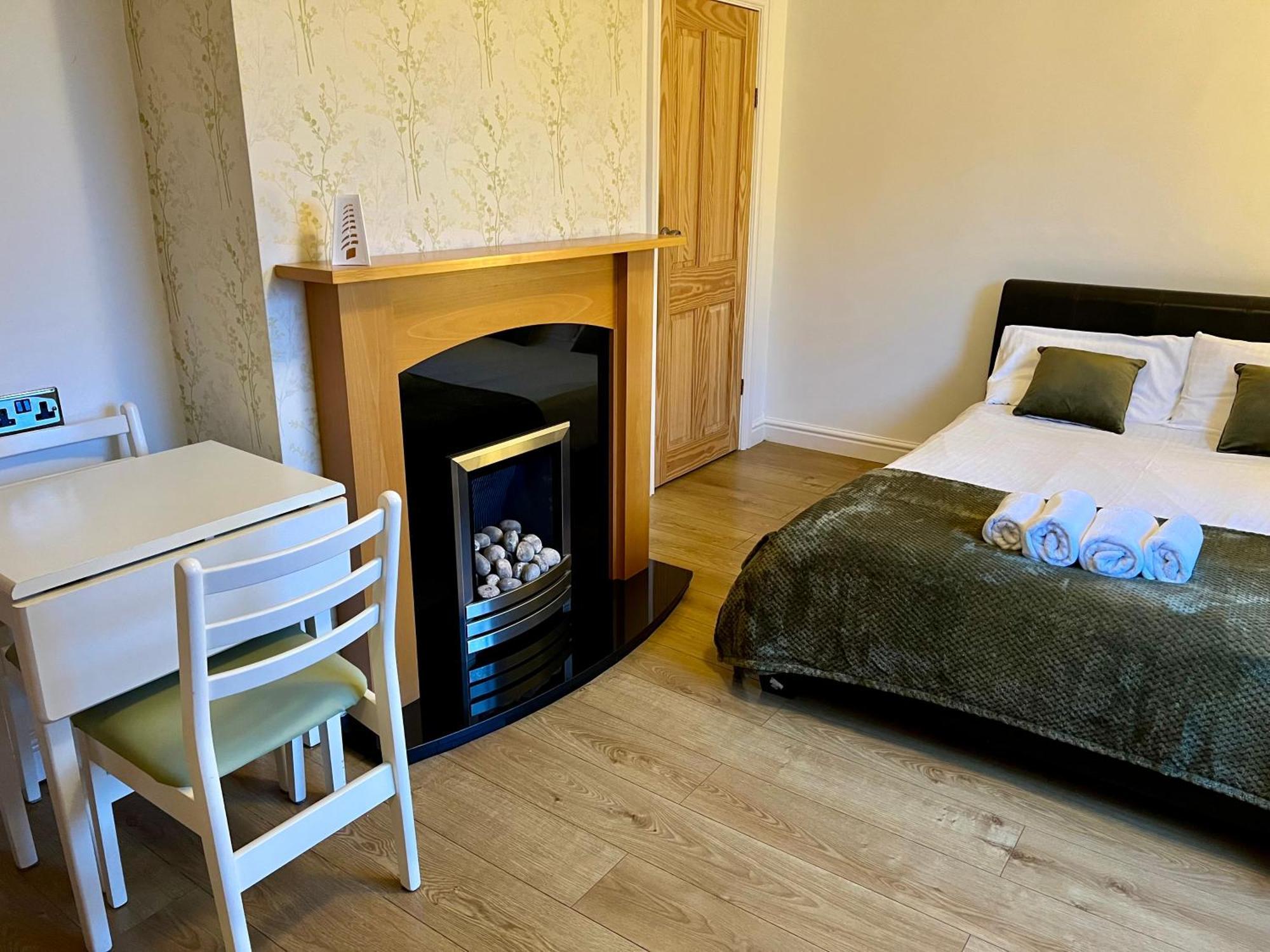 Housefield Stay, Room 4 Stoke-on-Trent 外观 照片